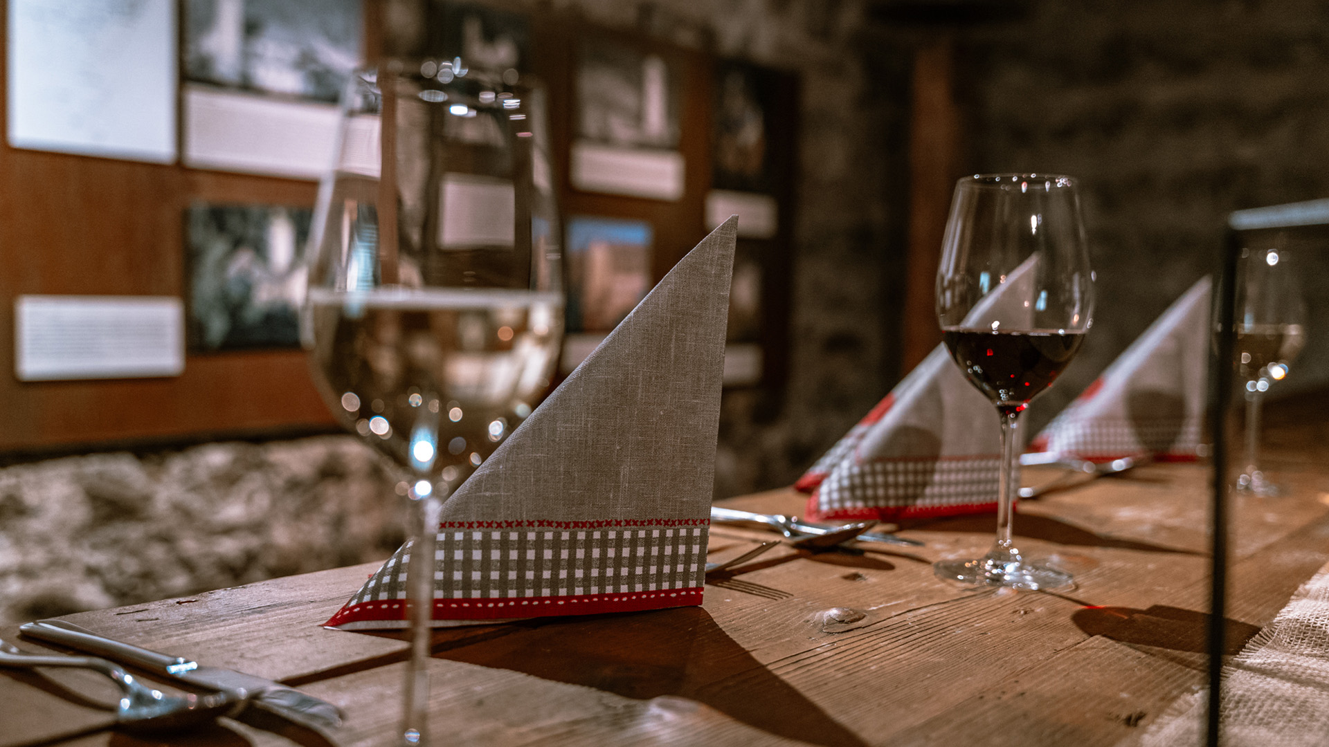 1920x1080_0000_burg_freundsberg_juni_2023_annalehner-41