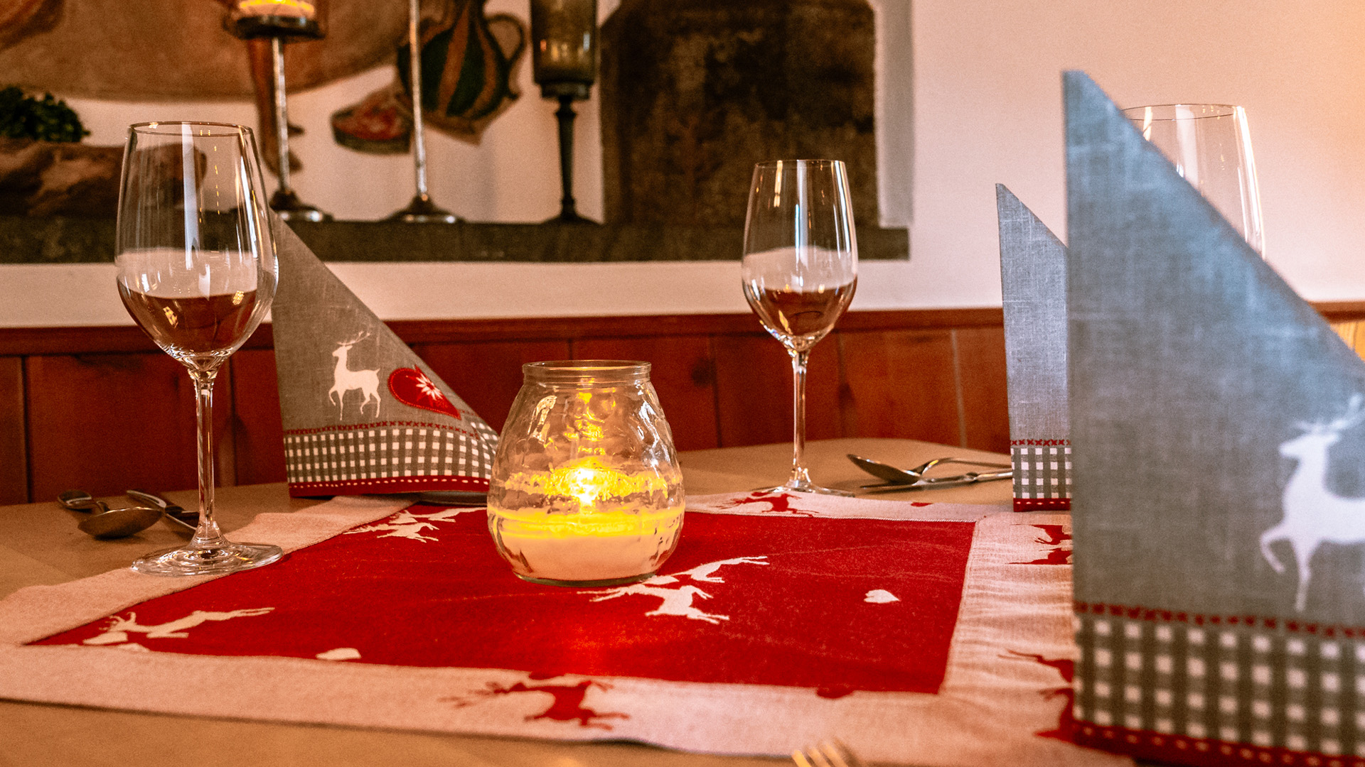 1920x1080_0001_burg_freundsberg_juni_2023_annalehner-10