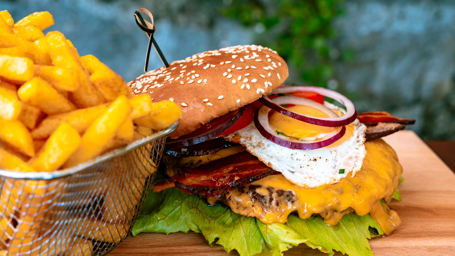 1920x1080_0003_burg_freundsberg_juni_2023_annalehner-111