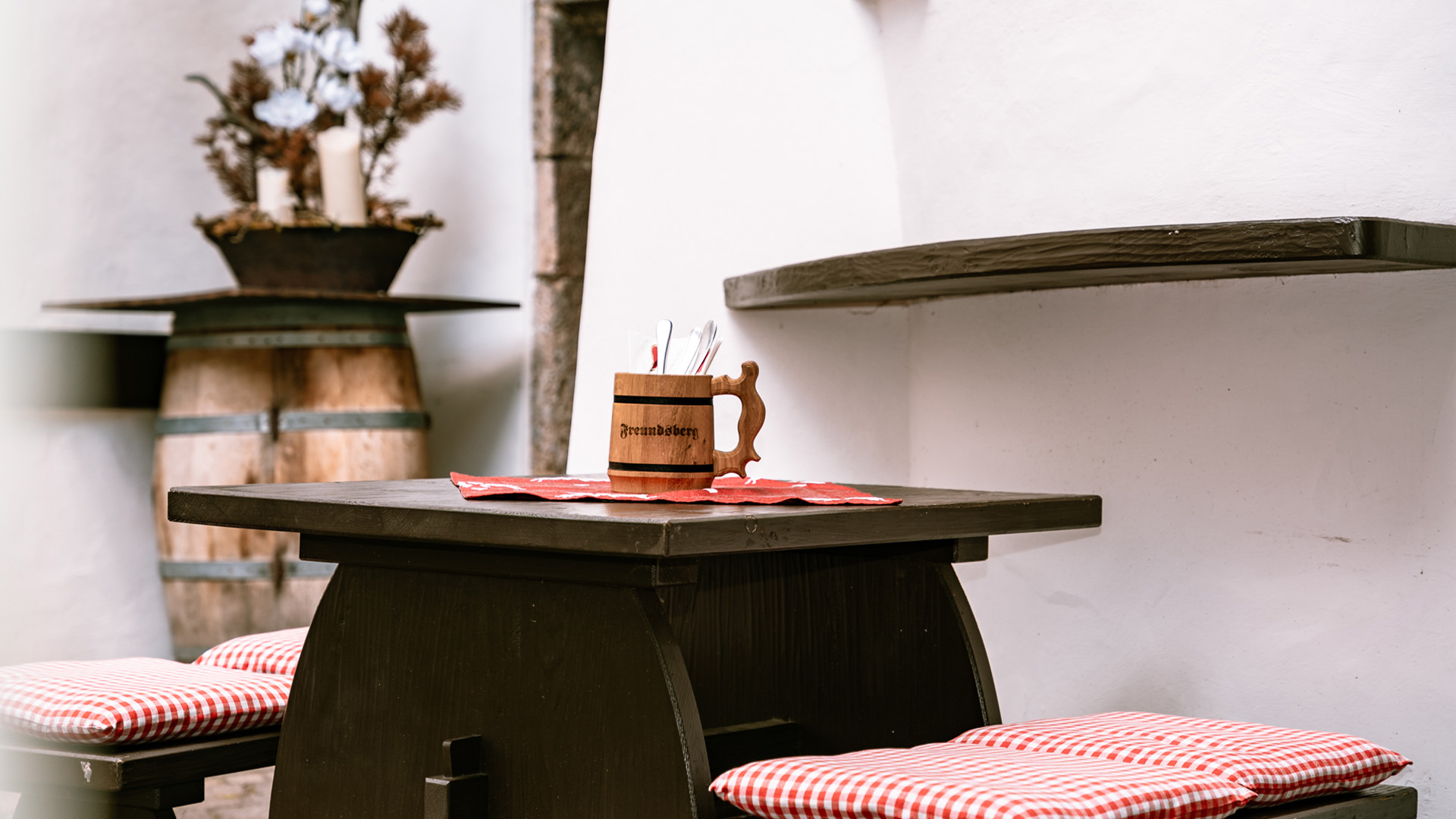 1920x1080_0006_burg_freundsberg_juni_2023_annalehner-18